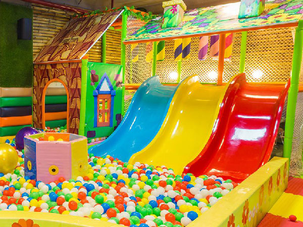 Indoor playground equipment with slide 